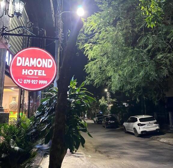 Diamond Hotel Quảng Bình