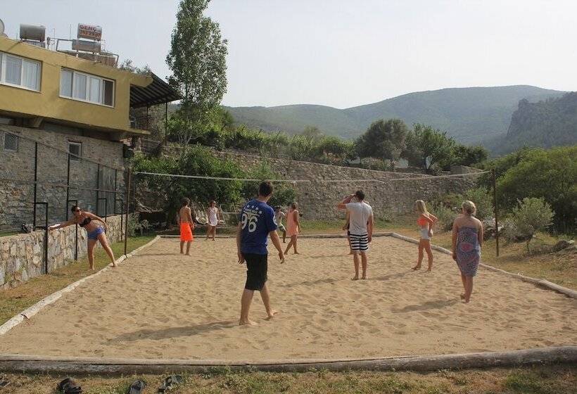 Efes Hidden Garden Resort Otel