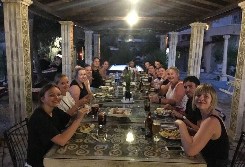 Efes Hidden Garden Resort Otel