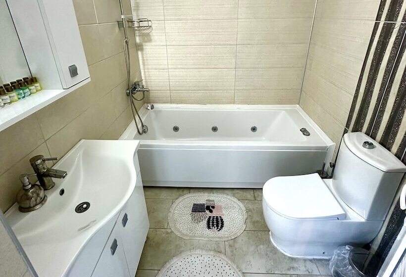 Efes Hidden Garden Resort Otel