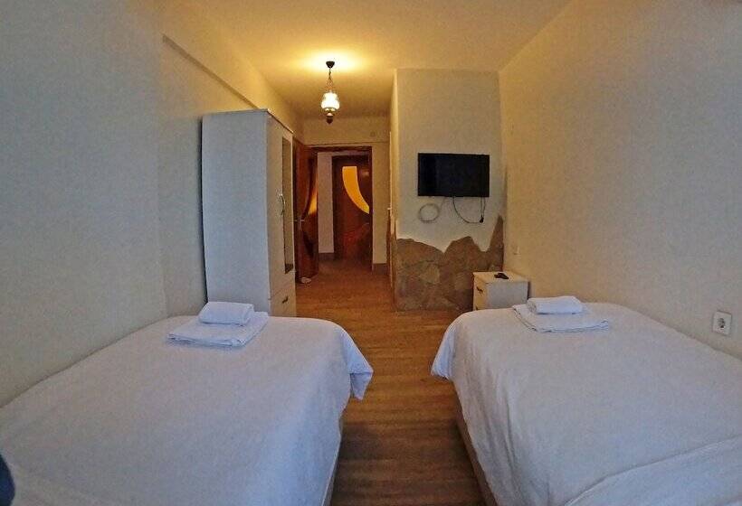 Efes Hidden Garden Resort Otel