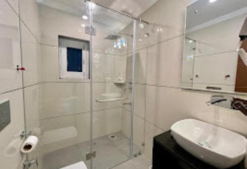 Forest Hill Resorts Laripora