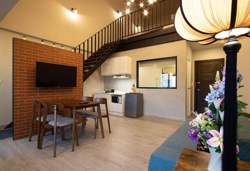 Gate78 Hostel Maephim Beach