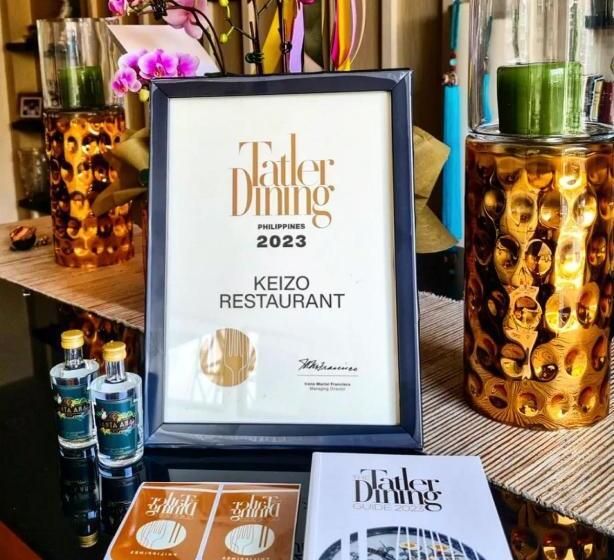 هتل Affordable Staycation Airbnb Bgc