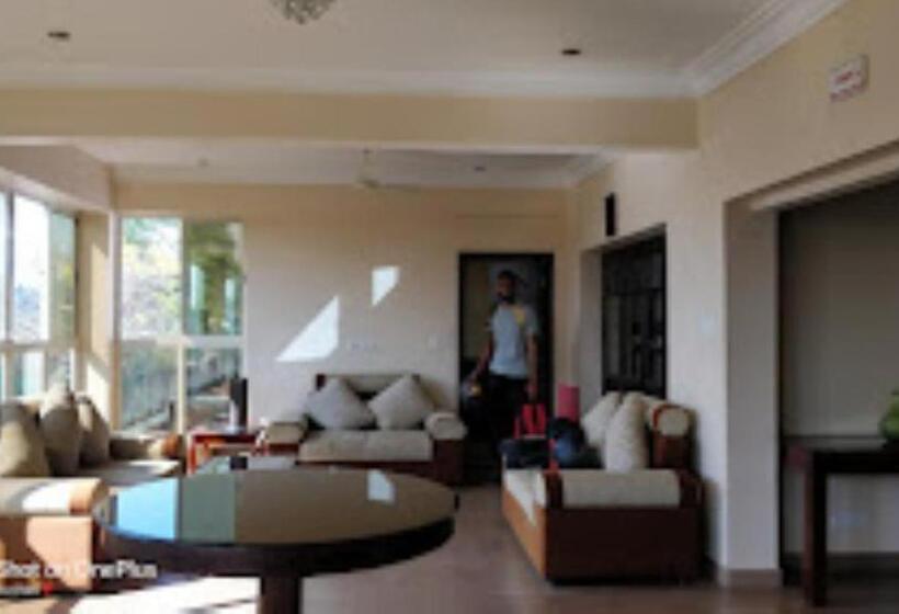 בית מלון כפרי Bota Royal Luxury Suites,koppa