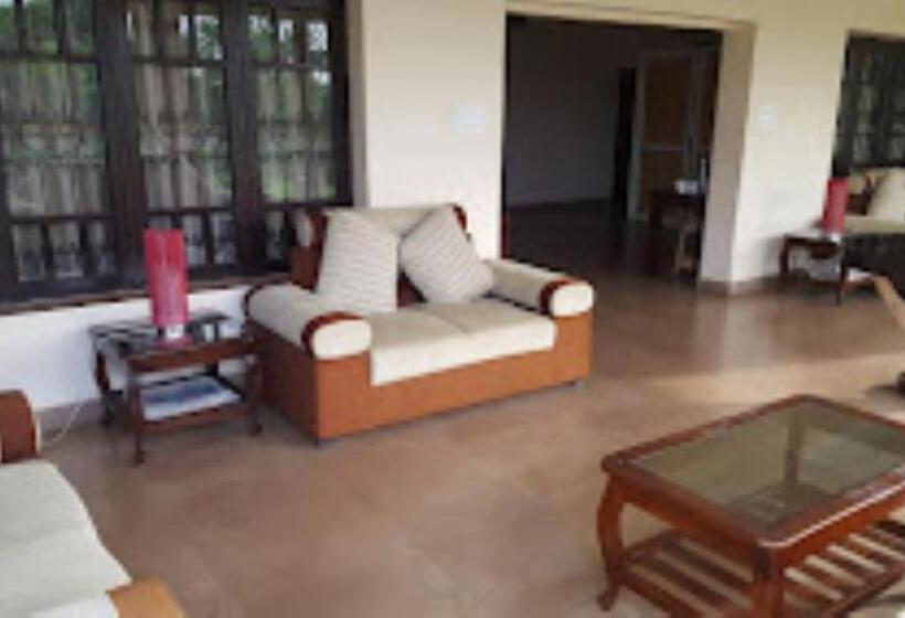 בית מלון כפרי Bota Royal Luxury Suites,koppa