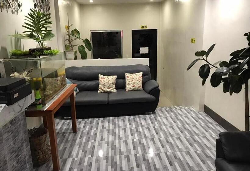 هتل C Djacob Haven And Tourist Inn