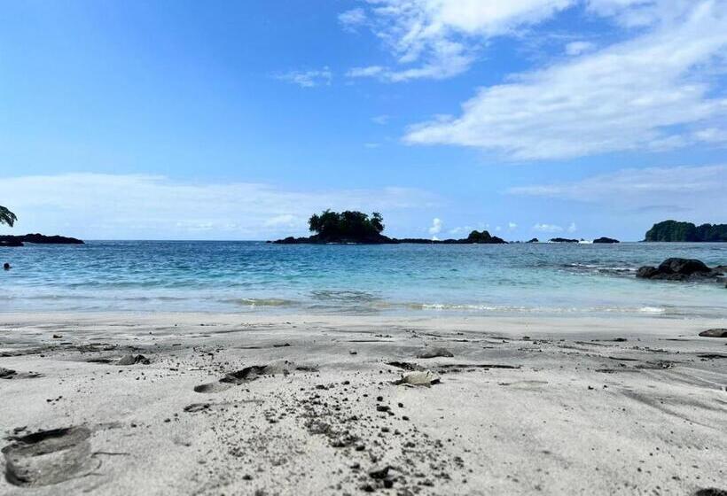 هتل Cabañas Iracas Del Mar