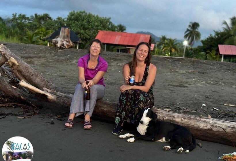 هتل Cabañas Iracas Del Mar