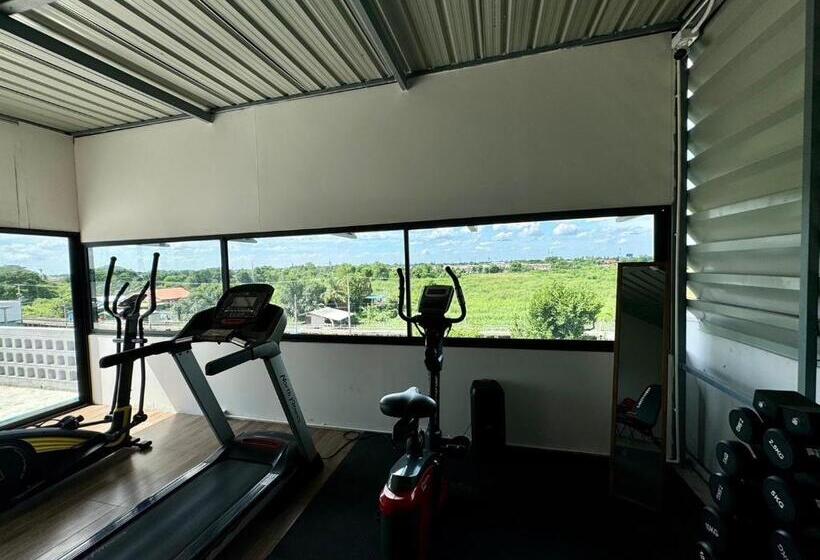 فندق Chainam Charmchuree Residences Cafe And Spa