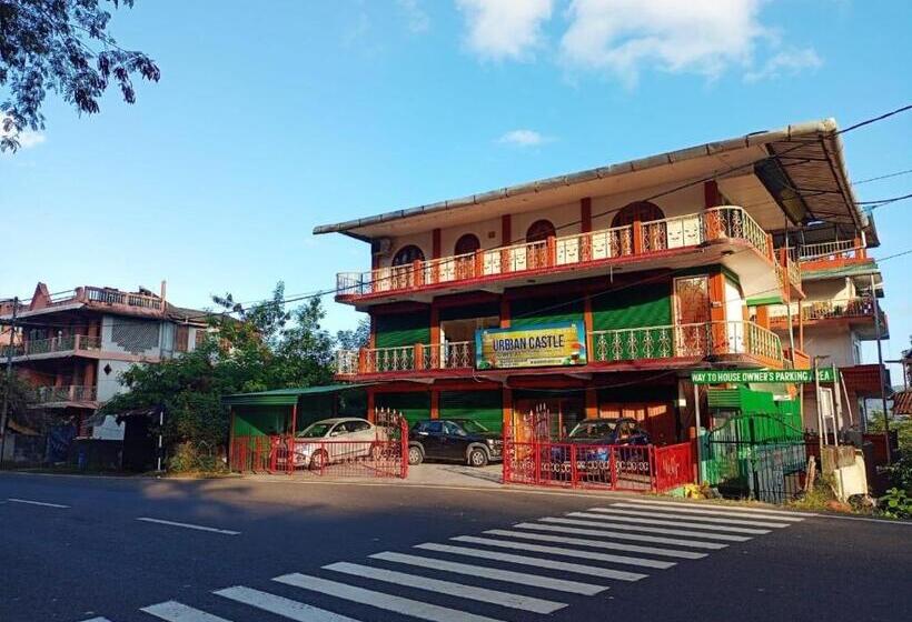 בית מלון כפרי Coral Inn , Port Blair