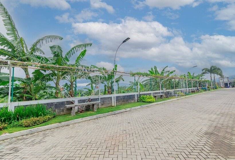 בית מלון כפרי Griya Katarina