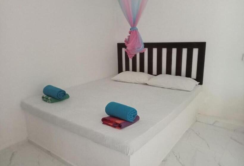 فندق Eagle Safari Cottage