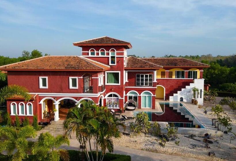 호텔 Hacienda Resort   Mae Phim