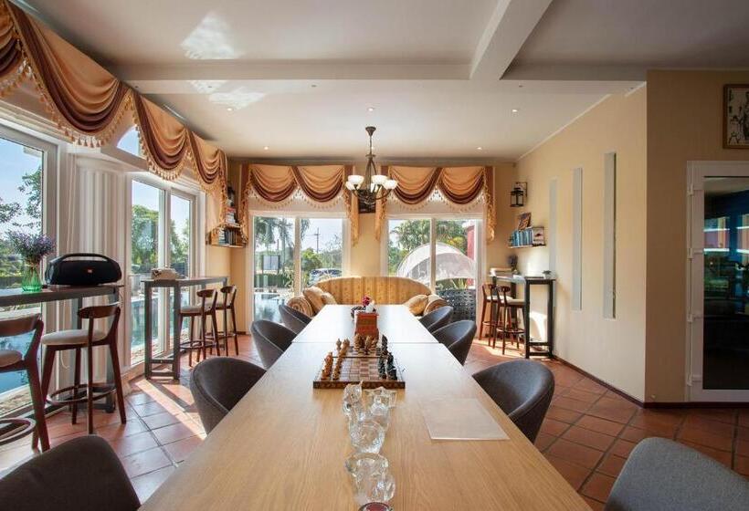 호텔 Hacienda Resort   Mae Phim