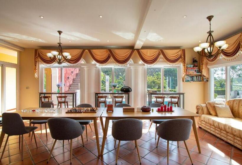 בית מלון כפרי Hacienda Resort   Mae Phim