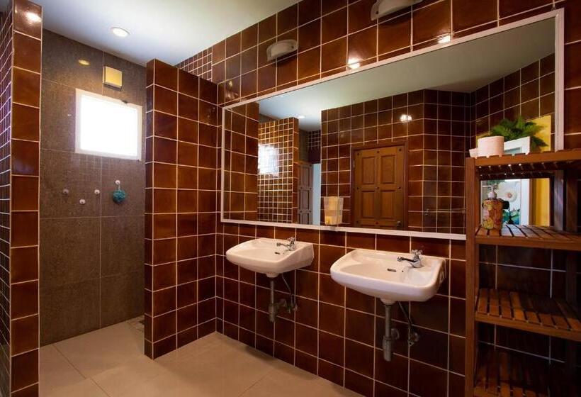 בית מלון כפרי Hacienda Resort   Mae Phim