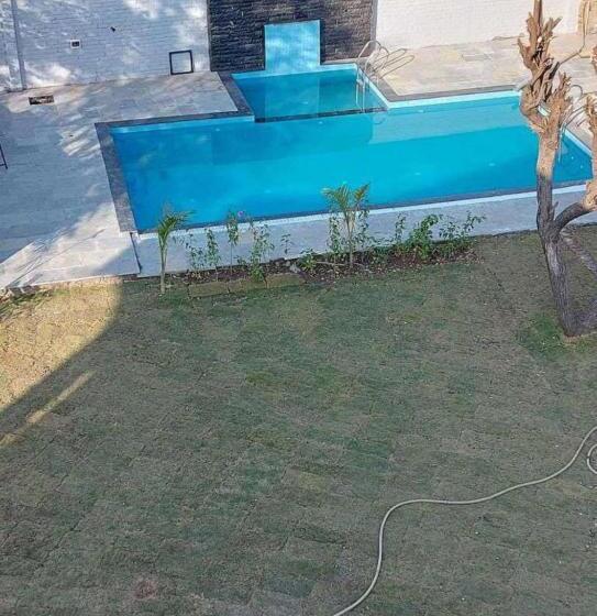 Отель Inn gulmarg