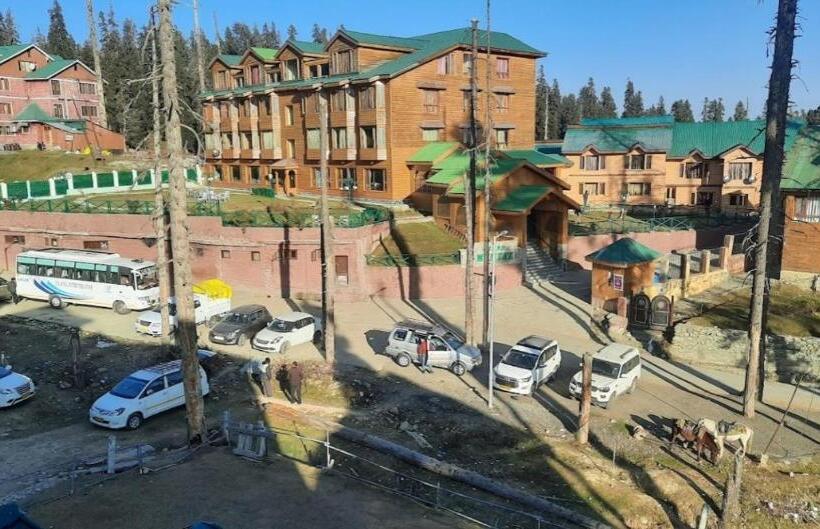 Отель Inn gulmarg