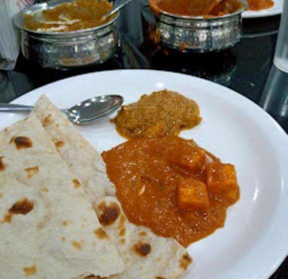 Hotel Mandara Residency,padu