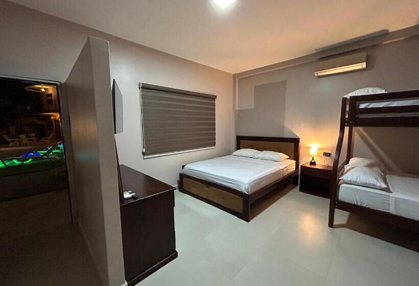 בית מלון כפרי Ocean Drive Lodge