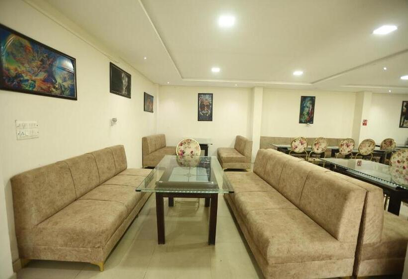 Отель Orchid & Banquet