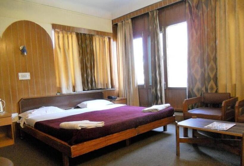 酒店 Palace Inn Shrinagar