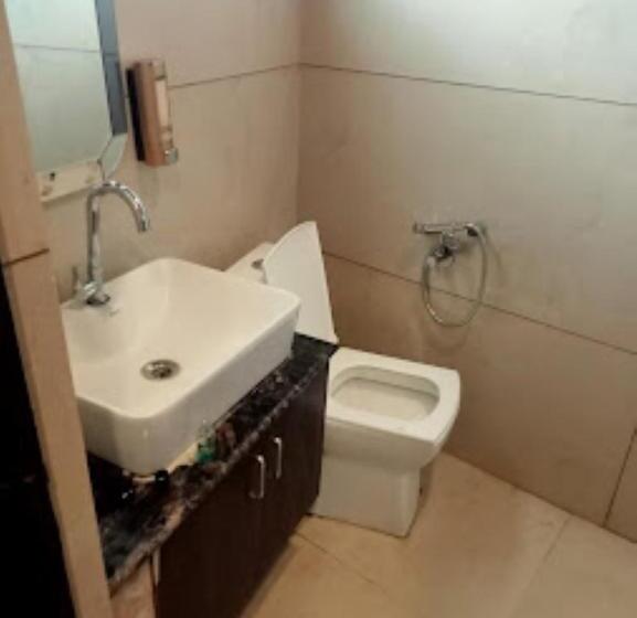 ホテル Rajdarbar Fatehpur