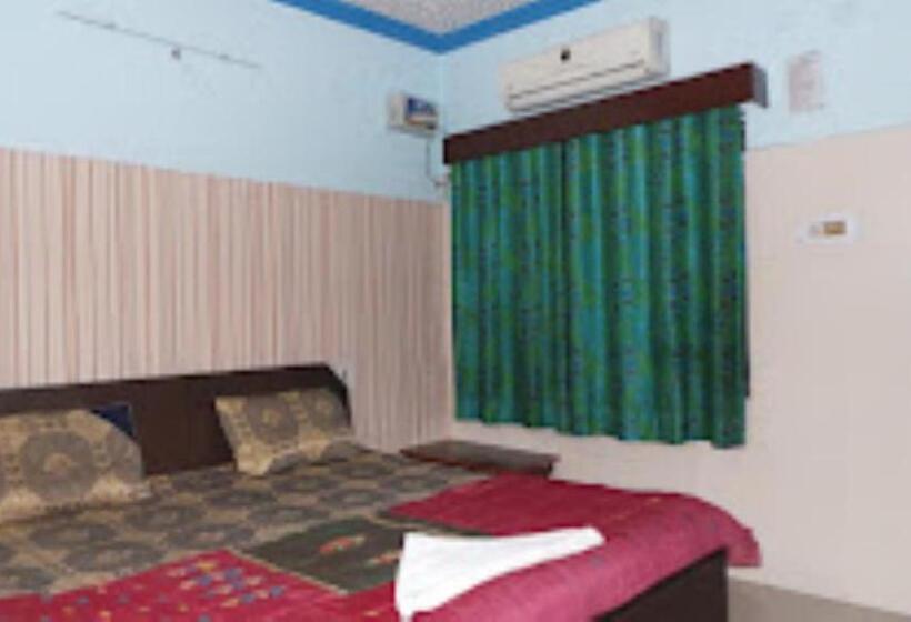 ホテル Taj Deluxe, Agra