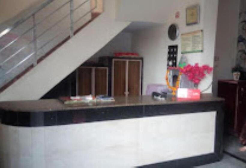 ホテル Taj Deluxe, Agra