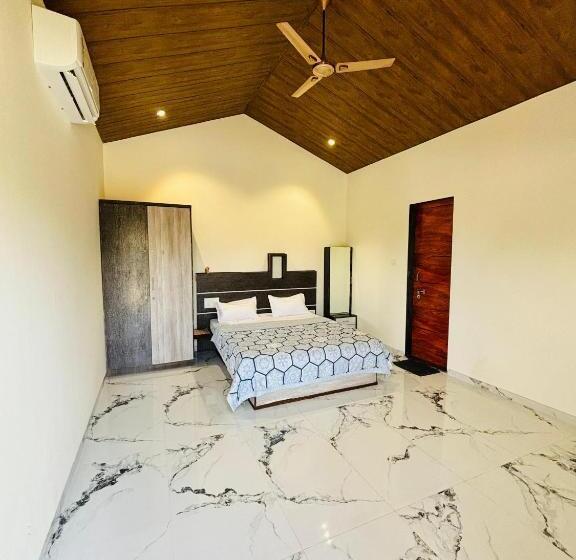 فندق Tara S Hill Resort