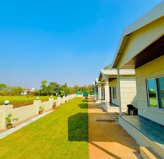 בית מלון כפרי Tara S Hill Resort