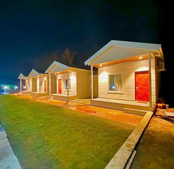 فندق Tara S Hill Resort