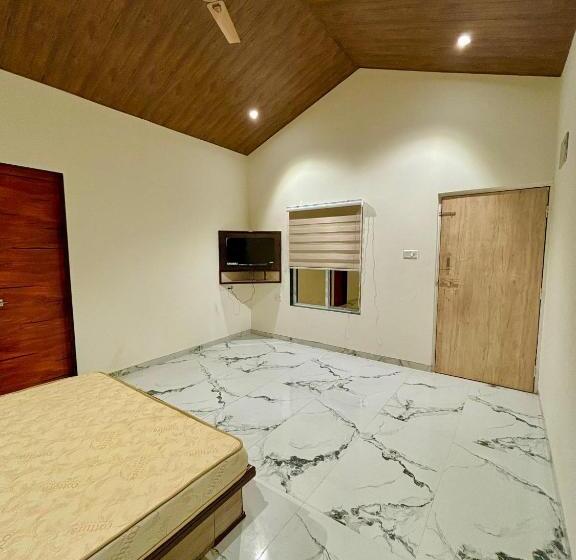 בית מלון כפרי Tara S Hill Resort