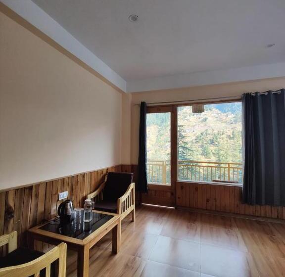 فندق The Woodpecker Inn Jibhi