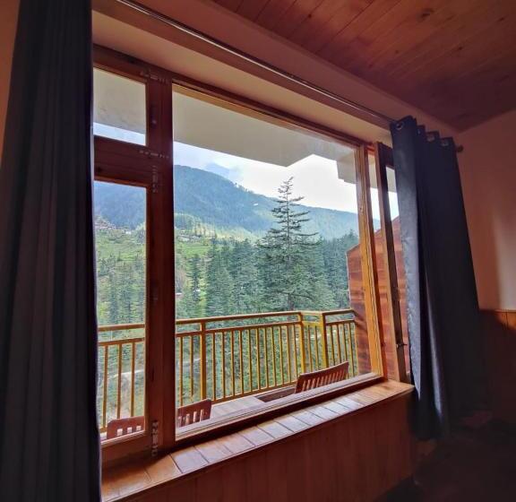 فندق The Woodpecker Inn Jibhi