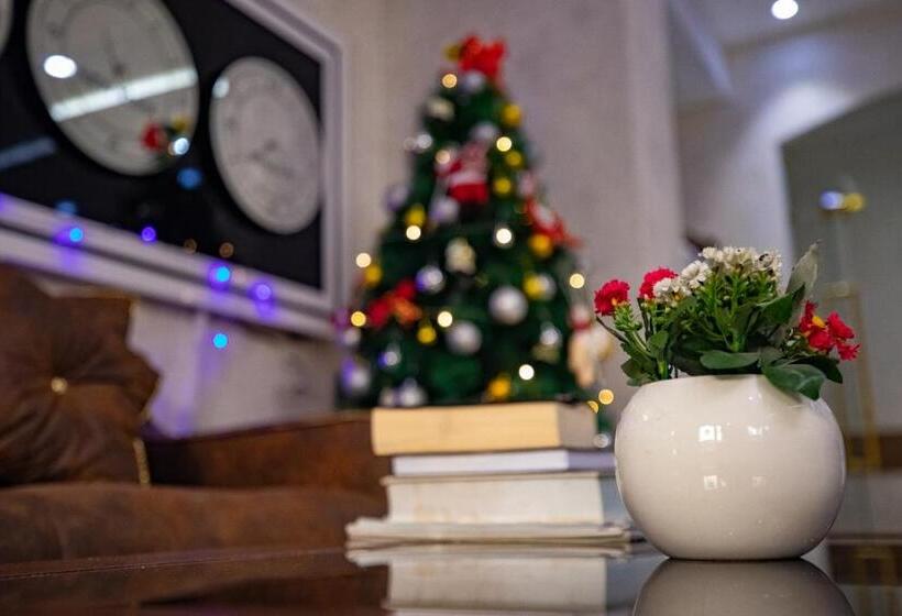 هتل Vatan Dushanbe