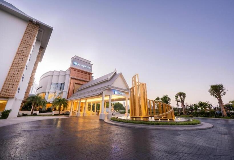 ホテル Wyndham Jomtien Pattaya