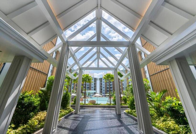 ホテル Wyndham Jomtien Pattaya