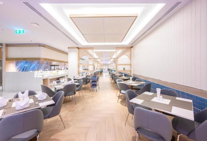 ホテル Wyndham Jomtien Pattaya