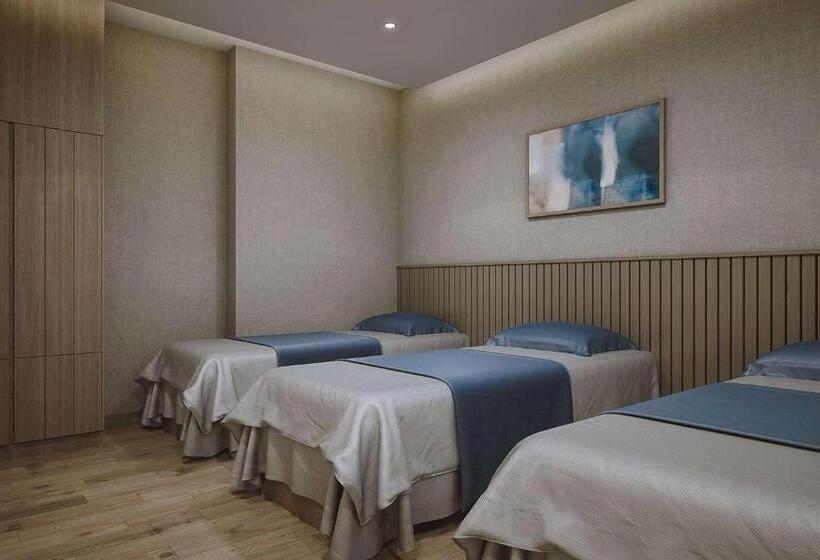 ホテル Wyndham Jomtien Pattaya