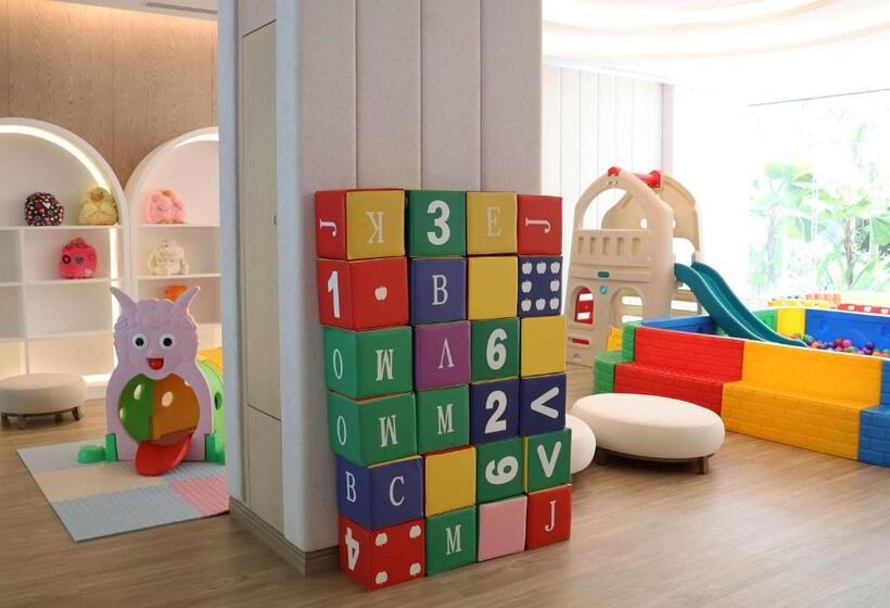 ホテル Wyndham Jomtien Pattaya