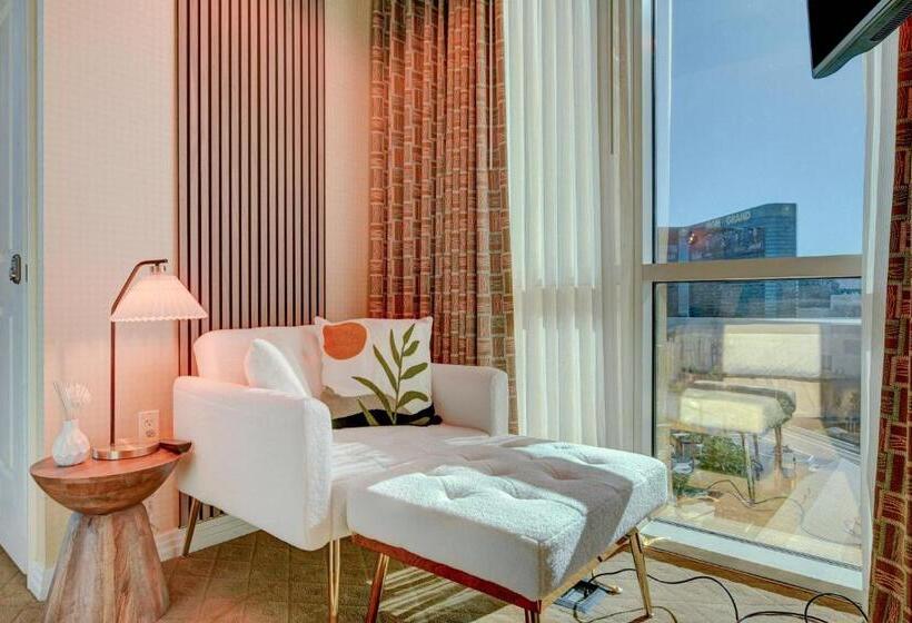 Luxe 1br 2bth Suite Mgm Signature Balcony