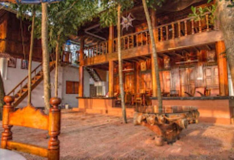 Malayalam Lake Resorts Alappuzha