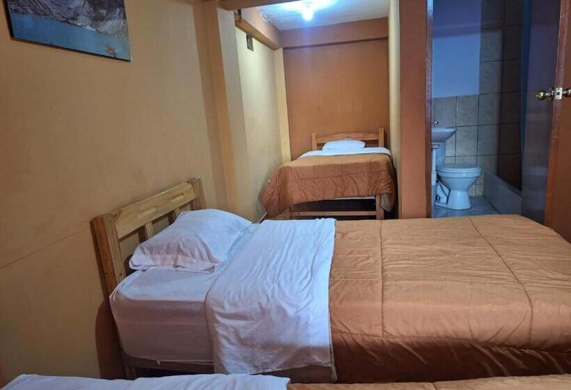 Montañero Hostel Ii