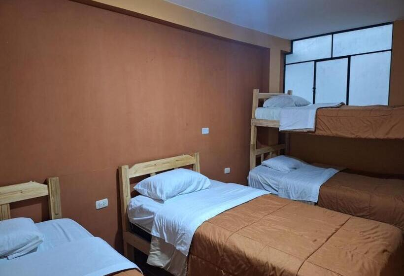 Montañero Hostel Ii