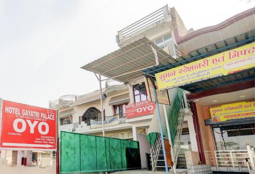 Oyo Hotel Gayatri Palace