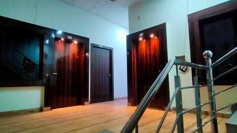 Oyo Hotel Satyam Tower