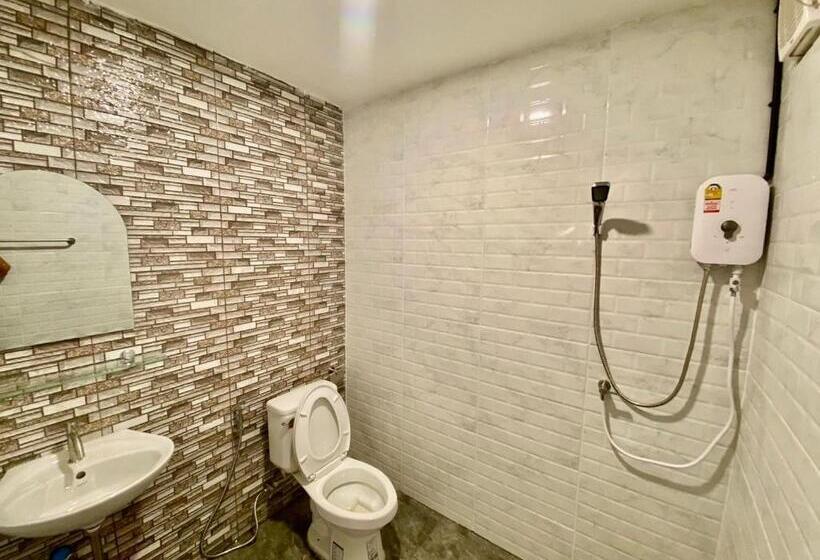 ペンション บ้านไร่แสงจันทร์ รีสอร์ท