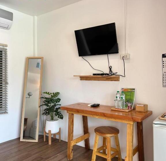 Пансион Baancaptainhook Pool Kohlarn